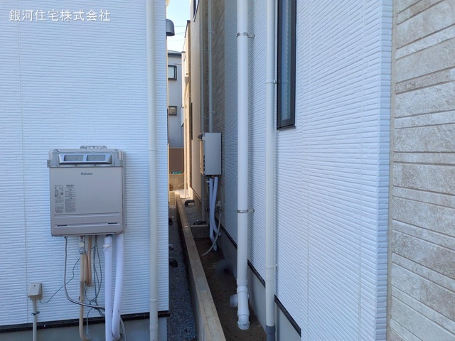G00367943 東京都江戸川区松島１丁目 新築一戸建て 5980万円 土地面積101.00m² (約30.55坪) 建物面積98.64m² (約29.83坪) 間取り４ＳＬＤＫ 築年月2025年01月(築１年以内)【外観7】