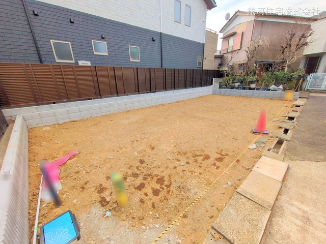 G00367972 埼玉県川口市坂下町１丁目 新築一戸建て 5180万円 土地面積71.26m² (約21.55坪) 建物面積110.18m² (約33.32坪) 間取り３ＳＬＤＫ 築年月2025年08月【外観14】