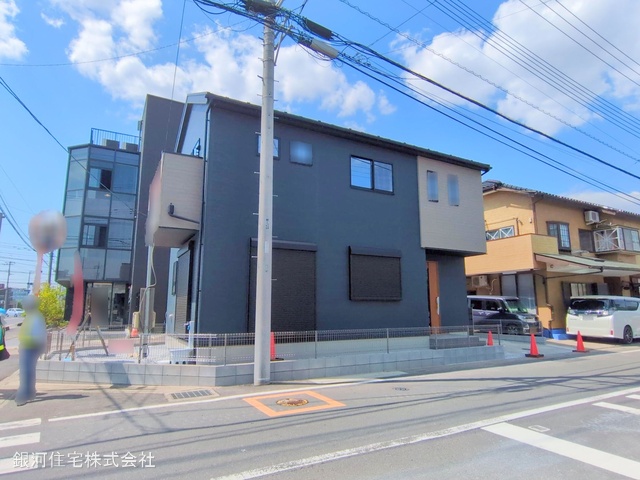 G00367987 埼玉県久喜市本町４丁目 新築一戸建て 3580万円 土地面積128.73m² (約38.94坪) 建物面積103.09m² (約31.18坪) 間取り３ＬＤＫ 築年月2025年04月【外観8】