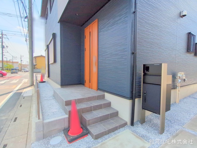 G00367987 埼玉県久喜市本町４丁目 新築一戸建て 3580万円 土地面積128.73m² (約38.94坪) 建物面積103.09m² (約31.18坪) 間取り３ＬＤＫ 築年月2025年04月【外観15】