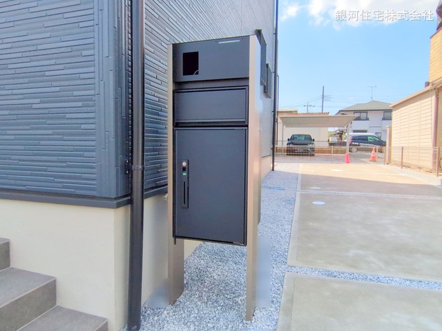 G00367987 埼玉県久喜市本町４丁目 新築一戸建て 3580万円 土地面積128.73m² (約38.94坪) 建物面積103.09m² (約31.18坪) 間取り３ＬＤＫ 築年月2025年04月【外観17】