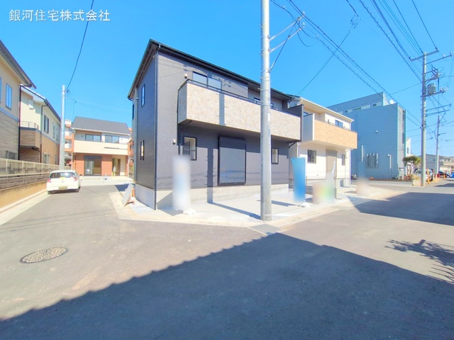 G00368003 埼玉県春日部市備後西５丁目 新築一戸建て 3790万円 土地面積116.26m² (約35.16坪) 建物面積113.85m² (約34.43坪) 間取り３ＬＤＫ 築年月2025年02月(築１年以内)【外観8】