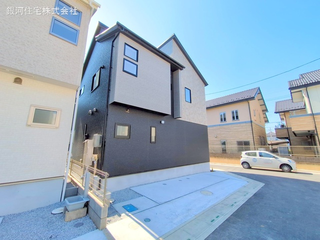 G00368003 埼玉県春日部市備後西５丁目 新築一戸建て 3790万円 土地面積116.26m² (約35.16坪) 建物面積113.85m² (約34.43坪) 間取り３ＬＤＫ 築年月2025年02月(築１年以内)【外観13】
