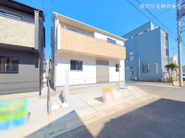 G00368004 埼玉県春日部市備後西５丁目 新築一戸建て 3790万円 土地面積116.25m² (約35.16坪) 建物面積113.85m² (約34.43坪) 間取り３ＬＤＫ 築年月2025年02月(築１年以内)【外観11】