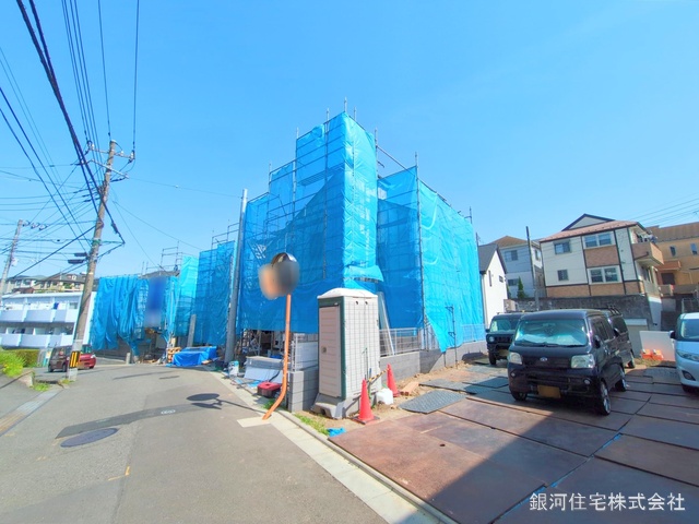 G00368009 神奈川県横浜市緑区長津田２丁目 新築一戸建て 6780万円 土地面積100.29m² (約30.33坪) 建物面積98.17m² (約29.69坪) 間取り４ＬＤＫ 築年月2025年07月【外観3】