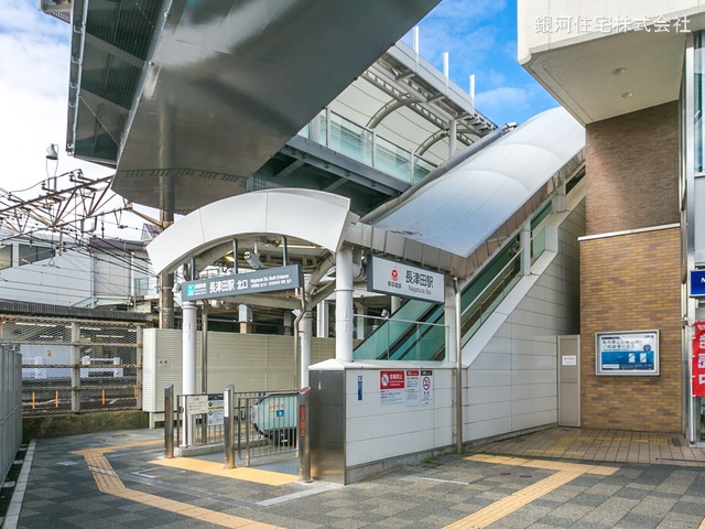 G00368009 神奈川県横浜市緑区長津田２丁目 新築一戸建て 6780万円 土地面積100.29m² (約30.33坪) 建物面積98.17m² (約29.69坪) 間取り４ＬＤＫ 築年月2025年07月【周辺環境】東急田園都市線「長津田」駅