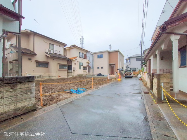G00368020 埼玉県越谷市大字大里 新築一戸建て 3180万円 土地面積92.50m² (約27.98坪) 建物面積101.85m² (約30.80坪) 間取り４ＬＤＫ 築年月2025年06月【外観9】