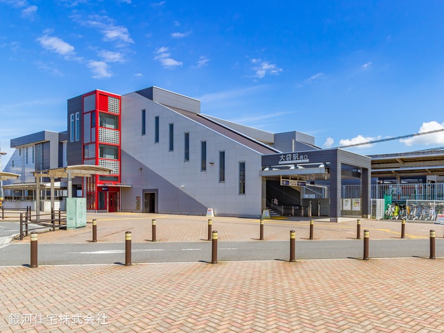 G00368020 埼玉県越谷市大字大里 新築一戸建て 3180万円 土地面積92.50m² (約27.98坪) 建物面積101.85m² (約30.80坪) 間取り４ＬＤＫ 築年月2025年06月【周辺環境】東武伊勢崎・大師線「大袋」駅