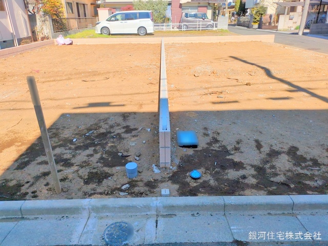 G00368027 埼玉県新座市野火止５丁目 新築一戸建て 4180万円 土地面積83.62m² (約25.29坪) 建物面積66.61m² (約20.14坪) 間取り３ＬＤＫ 築年月2025年10月【外観10】