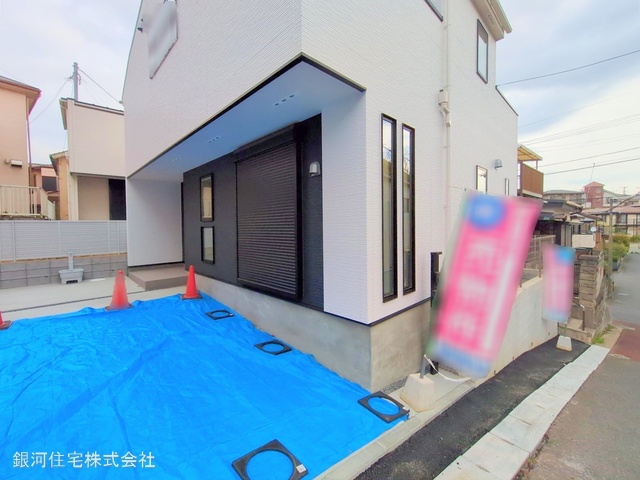 G00368043 千葉県船橋市田喜野井５丁目 新築一戸建て 3480万円 土地面積107.72m² (約32.58坪) 建物面積98.12m² (約29.68坪) 間取り４ＬＤＫ 築年月2025年03月(築１年以内)【外観4】