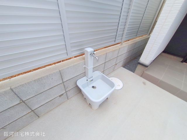 G00368043 千葉県船橋市田喜野井５丁目 新築一戸建て 3480万円 土地面積107.72m² (約32.58坪) 建物面積98.12m² (約29.68坪) 間取り４ＬＤＫ 築年月2025年03月(築１年以内)【外観9】