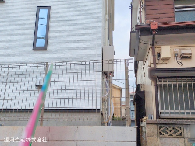 G00368043 千葉県船橋市田喜野井５丁目 新築一戸建て 3480万円 土地面積107.72m² (約32.58坪) 建物面積98.12m² (約29.68坪) 間取り４ＬＤＫ 築年月2025年03月(築１年以内)【外観14】