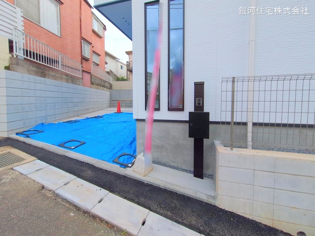 G00368043 千葉県船橋市田喜野井５丁目 新築一戸建て 3480万円 土地面積107.72m² (約32.58坪) 建物面積98.12m² (約29.68坪) 間取り４ＬＤＫ 築年月2025年03月(築１年以内)【外観18】