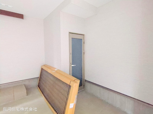 G00368046 神奈川県横浜市鶴見区矢向４丁目 新築一戸建て 5580万円 土地面積52.78m² (約15.96坪) 建物面積102.57m² (約31.02坪) 間取り２ＳＬＤＫ 築年月2025年03月(築１年以内)【外観6】