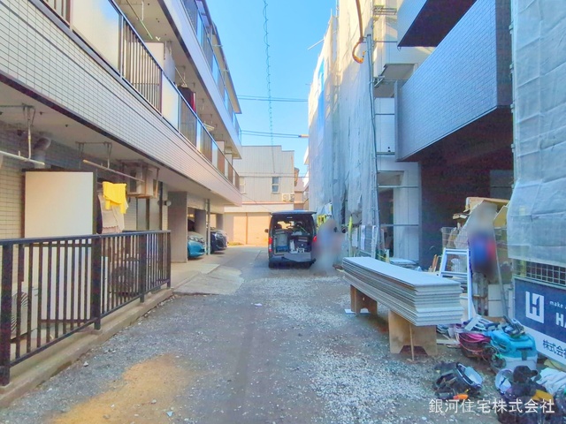 G00368047 神奈川県横浜市鶴見区矢向４丁目 新築一戸建て 5680万円 土地面積54.33m² (約16.43坪) 建物面積107.94m² (約32.65坪) 間取り２ＳＬＤＫ 築年月2025年03月(築１年以内)【外観13】