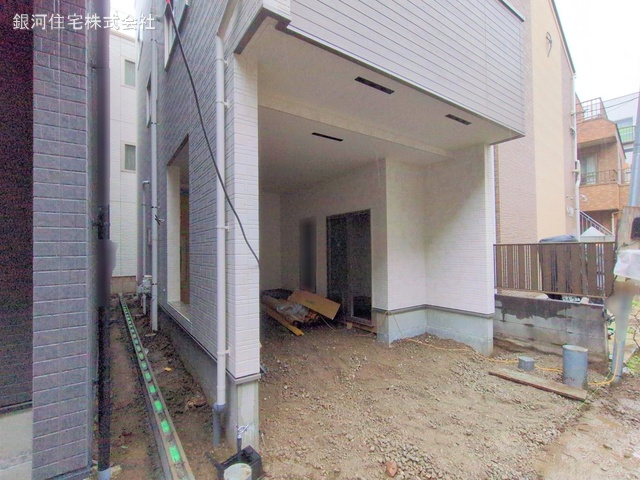 G00368048 神奈川県横浜市鶴見区矢向４丁目 新築一戸建て 5680万円 土地面積55.93m² (約16.91坪) 建物面積107.94m² (約32.65坪) 間取り２ＳＬＤＫ 築年月2025年03月(築１年以内)【外観13】