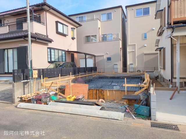 G00368050 埼玉県川口市坂下町１丁目 新築一戸建て 4980万円 土地面積67.24m² (約20.34坪) 建物面積112.02m² (約33.88坪) 間取り４ＬＤＫ 築年月2025年05月【外観4】