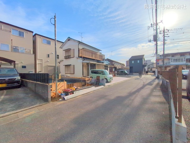 G00368050 埼玉県川口市坂下町１丁目 新築一戸建て 4980万円 土地面積67.24m² (約20.34坪) 建物面積112.02m² (約33.88坪) 間取り４ＬＤＫ 築年月2025年05月【外観6】