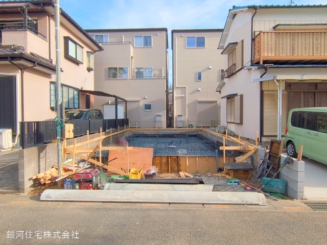 G00368050 埼玉県川口市坂下町１丁目 新築一戸建て 4980万円 土地面積67.24m² (約20.34坪) 建物面積112.02m² (約33.88坪) 間取り４ＬＤＫ 築年月2025年05月【外観8】