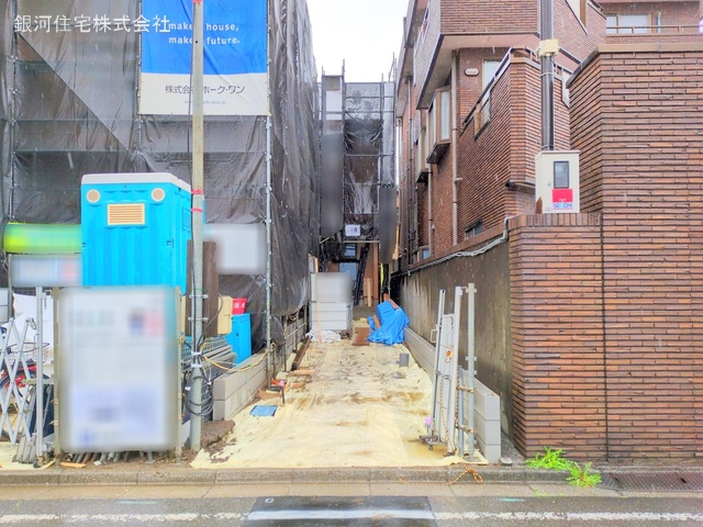 G00368052 埼玉県さいたま市緑区東大門３丁目 新築一戸建て 4480万円 土地面積98.38m² (約29.75坪) 建物面積79.49m² (約24.04坪) 築年月2025年05月【外観5】