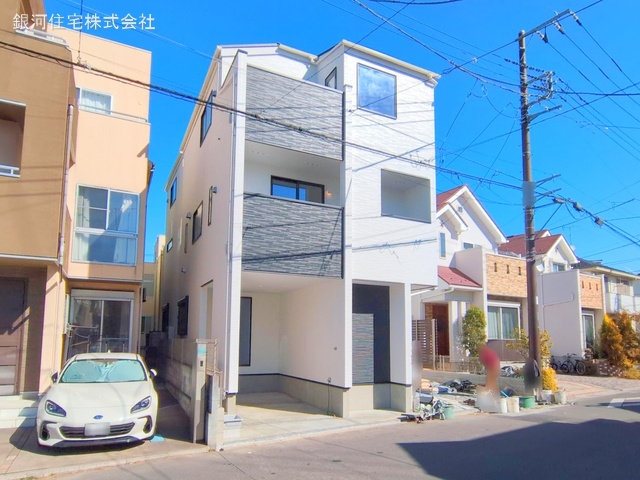 G00368055 埼玉県さいたま市浦和区大東１丁目 新築一戸建て 3980万円 土地面積69.30m² (約20.96坪) 建物面積123.06m² (約37.22坪) 築年月2025年02月(築１年以内)【外観2】
