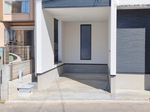 G00368055 埼玉県さいたま市浦和区大東１丁目 新築一戸建て 3980万円 土地面積69.30m² (約20.96坪) 建物面積123.06m² (約37.22坪) 築年月2025年02月(築１年以内)【外観4】