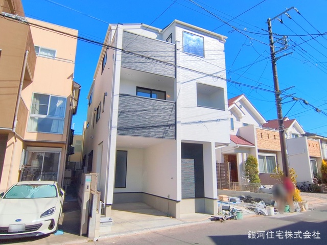 G00368055 埼玉県さいたま市浦和区大東１丁目 新築一戸建て 3980万円 土地面積69.30m² (約20.96坪) 建物面積123.06m² (約37.22坪) 築年月2025年02月(築１年以内)【外観14】