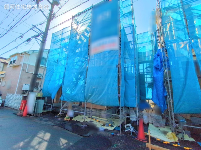 G00368071 神奈川県大和市上草柳６丁目 新築一戸建て 4380万円 土地面積100.90m² (約30.52坪) 建物面積100.60m² (約30.43坪) 間取り４ＬＤＫ 築年月2025年05月【外観4】