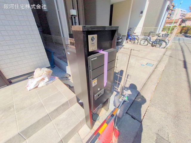 G00368077 神奈川県座間市相模が丘４丁目 新築一戸建て 4180万円 土地面積68.58m² (約20.74坪) 建物面積110.33m² (約33.37坪) 間取り３ＬＤＫ 築年月2025年02月(築１年以内)【外観4】