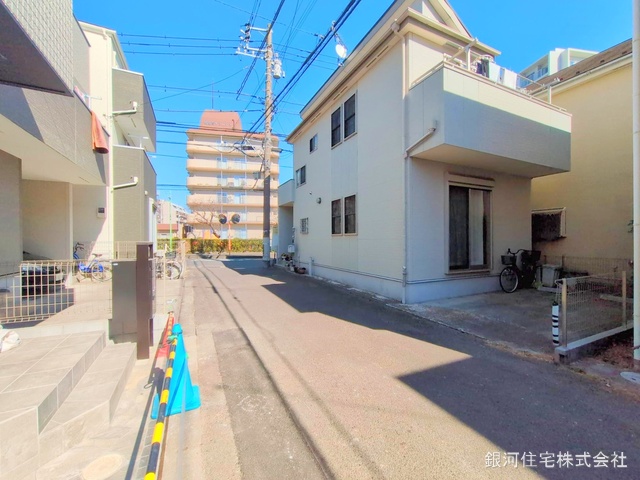 G00368077 神奈川県座間市相模が丘４丁目 新築一戸建て 4180万円 土地面積68.58m² (約20.74坪) 建物面積110.33m² (約33.37坪) 間取り３ＬＤＫ 築年月2025年02月(築１年以内)【外観14】