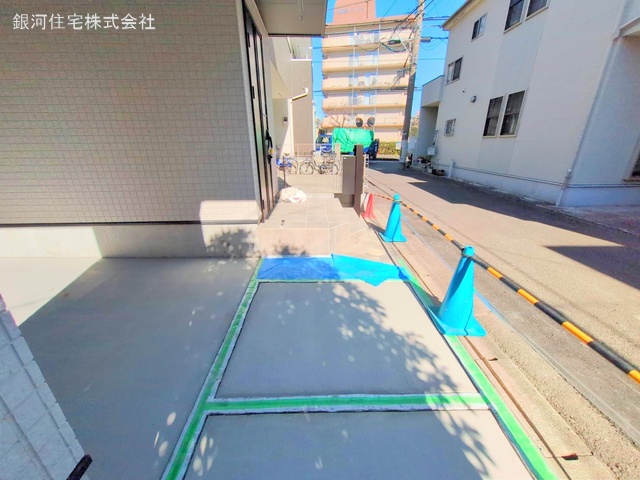 G00368077 神奈川県座間市相模が丘４丁目 新築一戸建て 4180万円 土地面積68.58m² (約20.74坪) 建物面積110.33m² (約33.37坪) 間取り３ＬＤＫ 築年月2025年02月(築１年以内)【外観17】