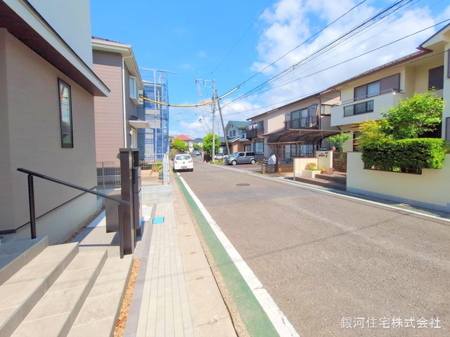 G00368080 神奈川県鎌倉市台５丁目 新築一戸建て 6780万円 土地面積102.07m² (約30.87坪) 建物面積107.44m² (約32.50坪) 築年月2025年03月(築１年以内)【外観14】
