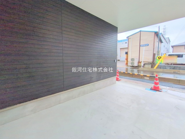 G00368179 埼玉県川口市上青木６丁目 新築一戸建て 3690万円 土地面積60.97m² (約18.44坪) 建物面積106.65m² (約32.26坪) 間取り３ＳＬＤＫ 築年月2025年04月(築１年以内)【外観10】