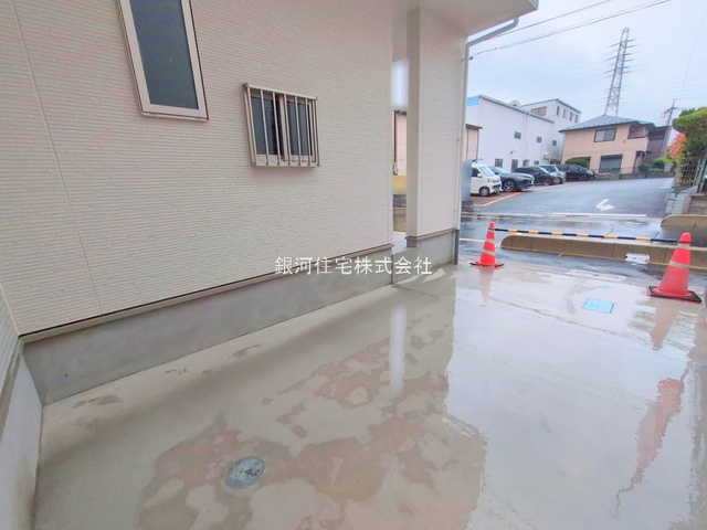 G00368180 埼玉県川口市上青木６丁目 新築一戸建て 3890万円 土地面積83.50m² (約25.25坪) 建物面積92.22m² (約27.89坪) 間取り４ＬＤＫ 築年月2025年04月(築１年以内)【外観9】
