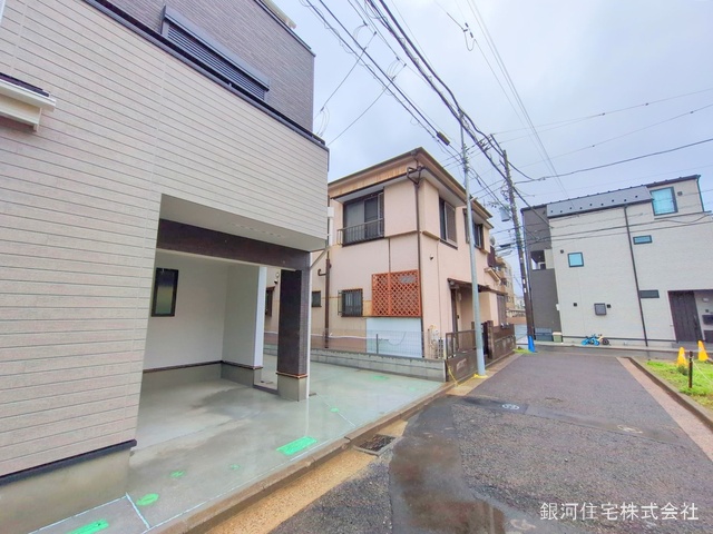 G00369477 神奈川県横浜市鶴見区下末吉３丁目 新築一戸建て 3990万円 土地面積60.75m² (約18.37坪) 建物面積75.35m² (約22.79坪) 築年月2025年03月(築１年以内)【外観3】