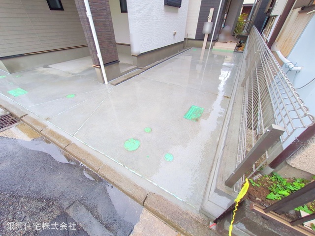 G00369477 神奈川県横浜市鶴見区下末吉３丁目 新築一戸建て 3990万円 土地面積60.75m² (約18.37坪) 建物面積75.35m² (約22.79坪) 築年月2025年03月(築１年以内)【外観16】