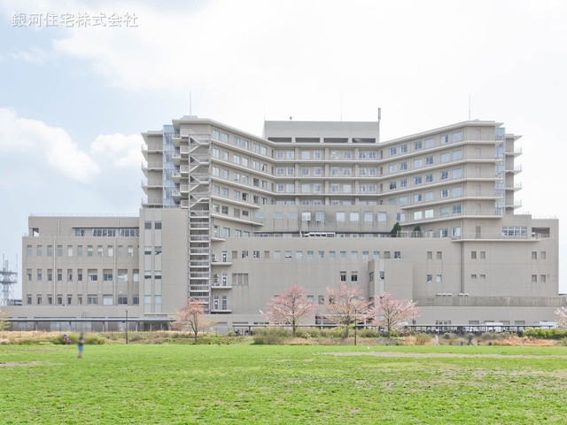 G00369477 神奈川県横浜市鶴見区下末吉３丁目 新築一戸建て 3990万円 土地面積60.75m² (約18.37坪) 建物面積75.35m² (約22.79坪) 築年月2025年03月(築１年以内)【周辺環境】横浜市東部病院