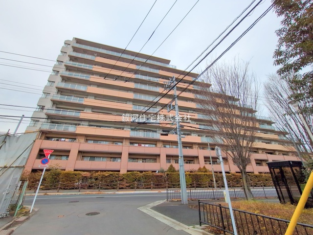 G00369684 東京都東久留米市南沢５丁目 中古マンション 4299万円 専有面積81.46m² (約24.64坪) 間取り３ＬＤＫ 所在階1階 築年月2003年11月(築21年)【外観8】
