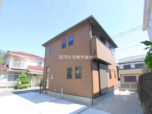 G00369736 埼玉県入間市大字南峯 中古一戸建て 2600万円 土地面積182.43m² (約55.18坪) 建物面積100.19m² (約30.30坪) 間取り３ＬＤＫ 築年月2024年04月(築1年)【外観2】