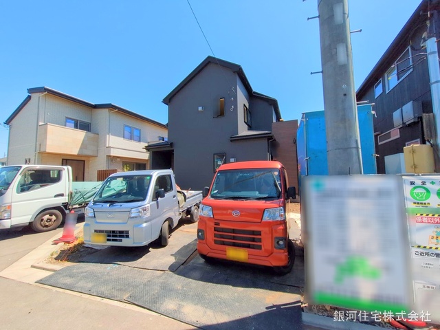 G00369771 東京都あきる野市草花 新築一戸建て 3580万円 土地面積142.15m² (約43.00坪) 建物面積96.05m² (約29.05坪) 間取り４ＬＤＫ 築年月2025年05月【外観2】