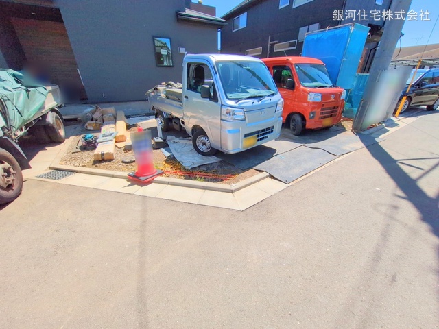 G00369771 東京都あきる野市草花 新築一戸建て 3580万円 土地面積142.15m² (約43.00坪) 建物面積96.05m² (約29.05坪) 間取り４ＬＤＫ 築年月2025年05月【外観4】