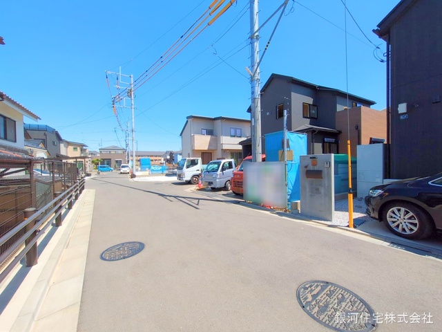 G00369771 東京都あきる野市草花 新築一戸建て 3580万円 土地面積142.15m² (約43.00坪) 建物面積96.05m² (約29.05坪) 間取り４ＬＤＫ 築年月2025年05月【外観8】