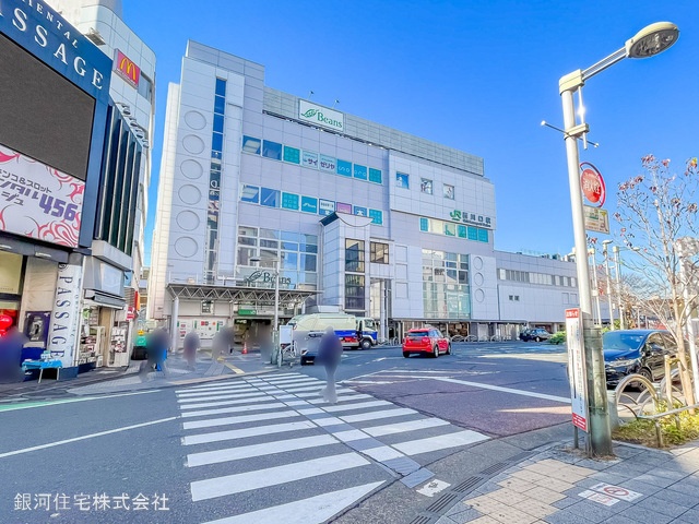 G00369857 埼玉県蕨市南町４丁目 新築一戸建て 5998万円 土地面積66.38m² (約20.07坪) 建物面積125.08m² (約37.83坪) 間取り４ＬＤＫ 築年月2025年06月【周辺環境】京浜東北・根岸線「西川口」駅