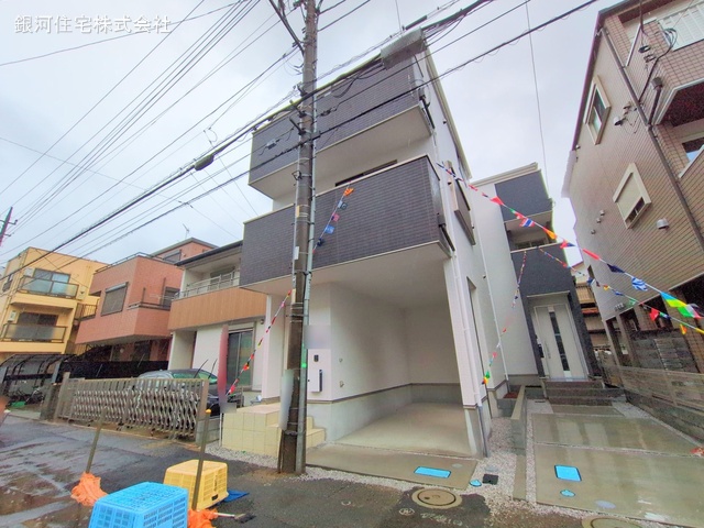 G00370049 埼玉県蕨市南町２丁目 新築一戸建て 5099万円 土地面積50.41m² (約15.24坪) 建物面積91.96m² (約27.81坪) 間取り３ＬＤＫ 築年月2025年02月(築１年以内)【外観12】