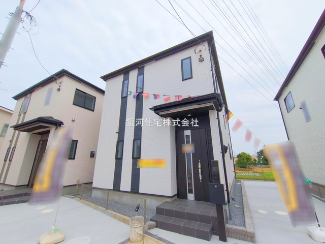 G00370077 埼玉県川口市大字安行小山 新築一戸建て 3390万円 土地面積105.10m² (約31.79坪) 建物面積89.01m² (約26.92坪) 間取り４ＬＤＫ 築年月2025年04月(築１年以内)【外観2】