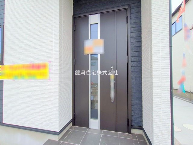 G00370077 埼玉県川口市大字安行小山 新築一戸建て 3390万円 土地面積105.10m² (約31.79坪) 建物面積89.01m² (約26.92坪) 間取り４ＬＤＫ 築年月2025年04月(築１年以内)【外観7】