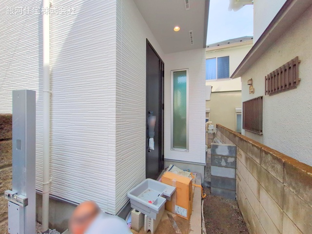G00370578 東京都中野区白鷺３丁目 新築一戸建て 5480万円 土地面積65.09m² (約19.68坪) 建物面積58.16m² (約17.59坪) 築年月2025年04月【外観12】