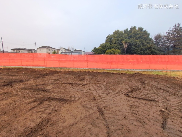 G00370580 千葉県野田市清水 新築一戸建て 2790万円 土地面積179.04m² (約54.15坪) 建物面積100.61m² (約30.43坪) 間取り４ＬＤＫ 築年月2025年08月【外観11】