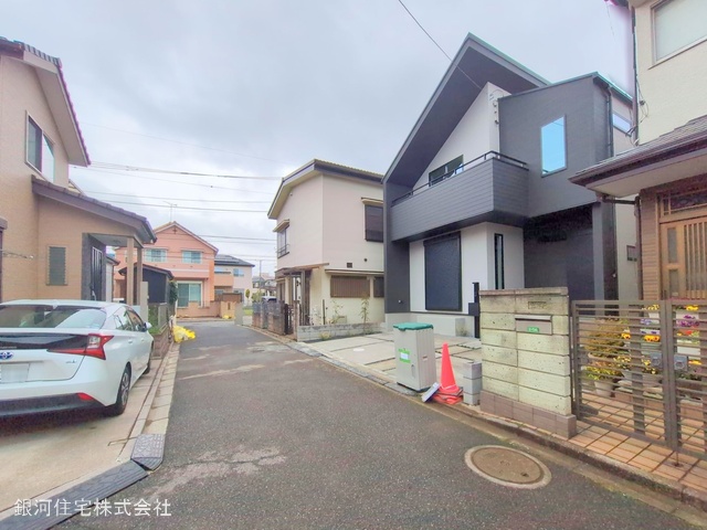 G00370870 千葉県船橋市坪井西２丁目 新築一戸建て 4280万円 土地面積99.01m² (約29.95坪) 建物面積96.00m² (約29.04坪) 築年月2025年05月【外観15】