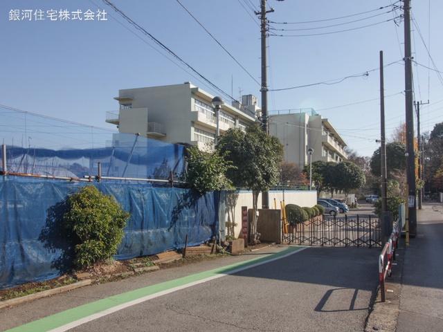 G00371181 千葉県鎌ヶ谷市南鎌ヶ谷１丁目 中古マンション 1998万円 専有面積78.00m² (約23.59坪) 間取り４ＬＤＫ 所在階5階 築年月1996年12月(築28年)【周辺環境】鎌ケ谷市立道野辺小学校